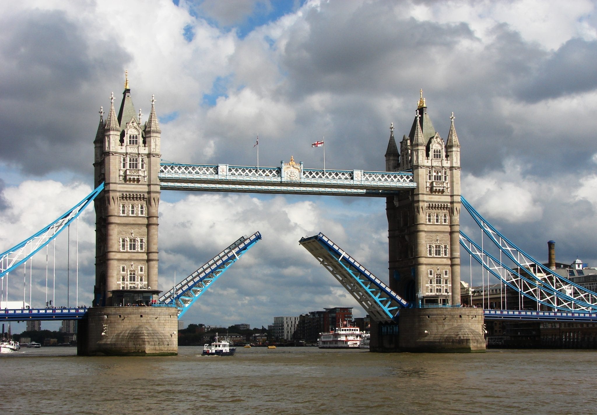 Tower Bridge en el Londres victoriano